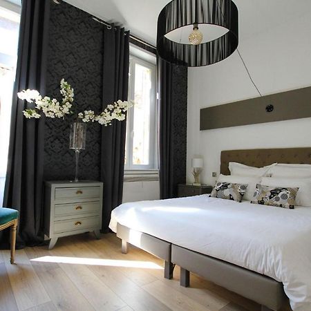 Les Bories In The City - Bed & Breakfast Сарла-ла-Канеда Экстерьер фото